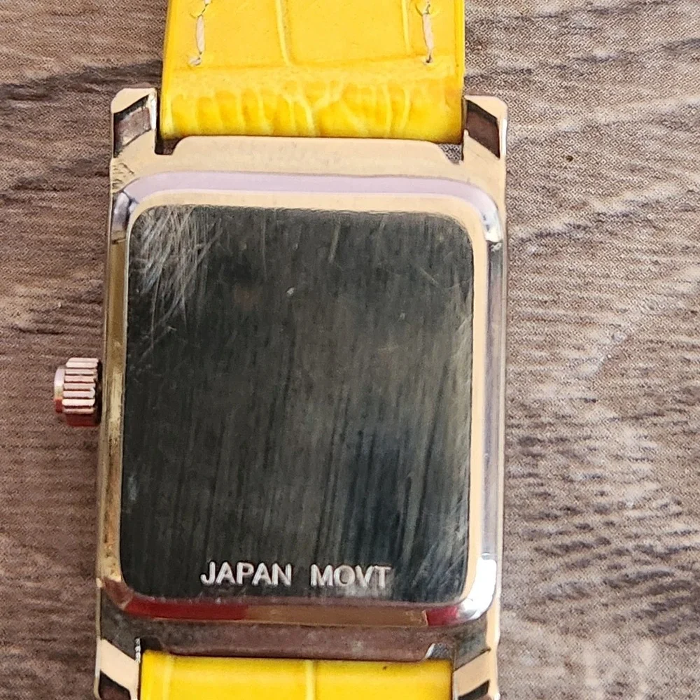 Womens Yellow Unbranded Rectangle Face Wrist Watch Leather Band New Battery